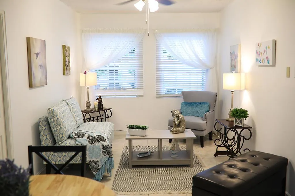 New Kingston'S Deluxe Apartment Kingston